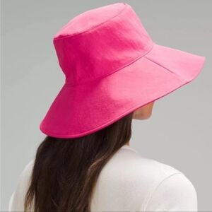 Lululemon Wide Brim Logo Bucket Hat